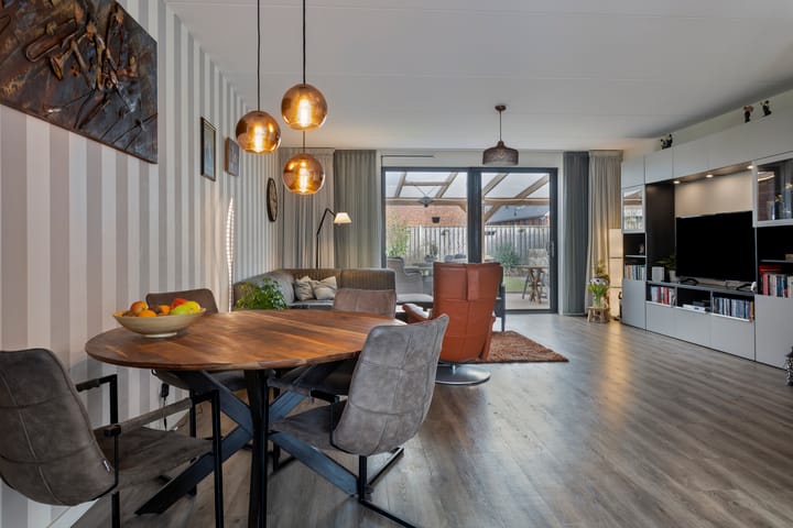 Foto 12 van Van 't Hulstraat 14