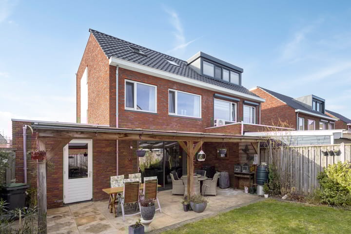 Foto 47 van Van 't Hulstraat 14