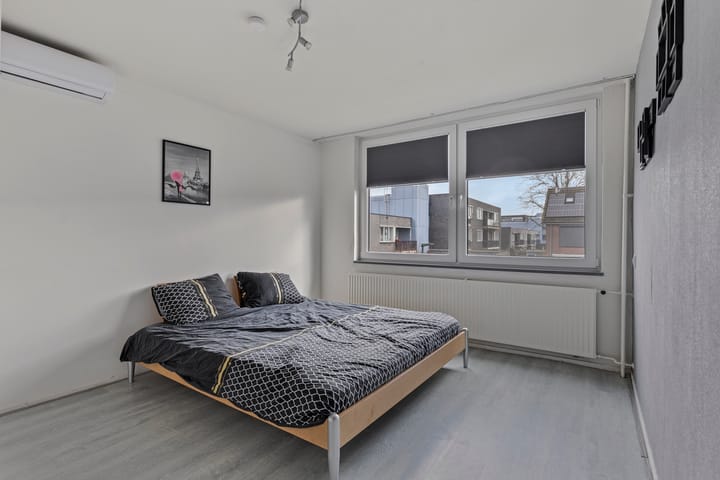 Foto 4 van Azaleastraat 16