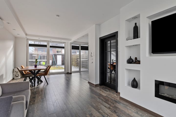 Foto 15 van Azaleastraat 16