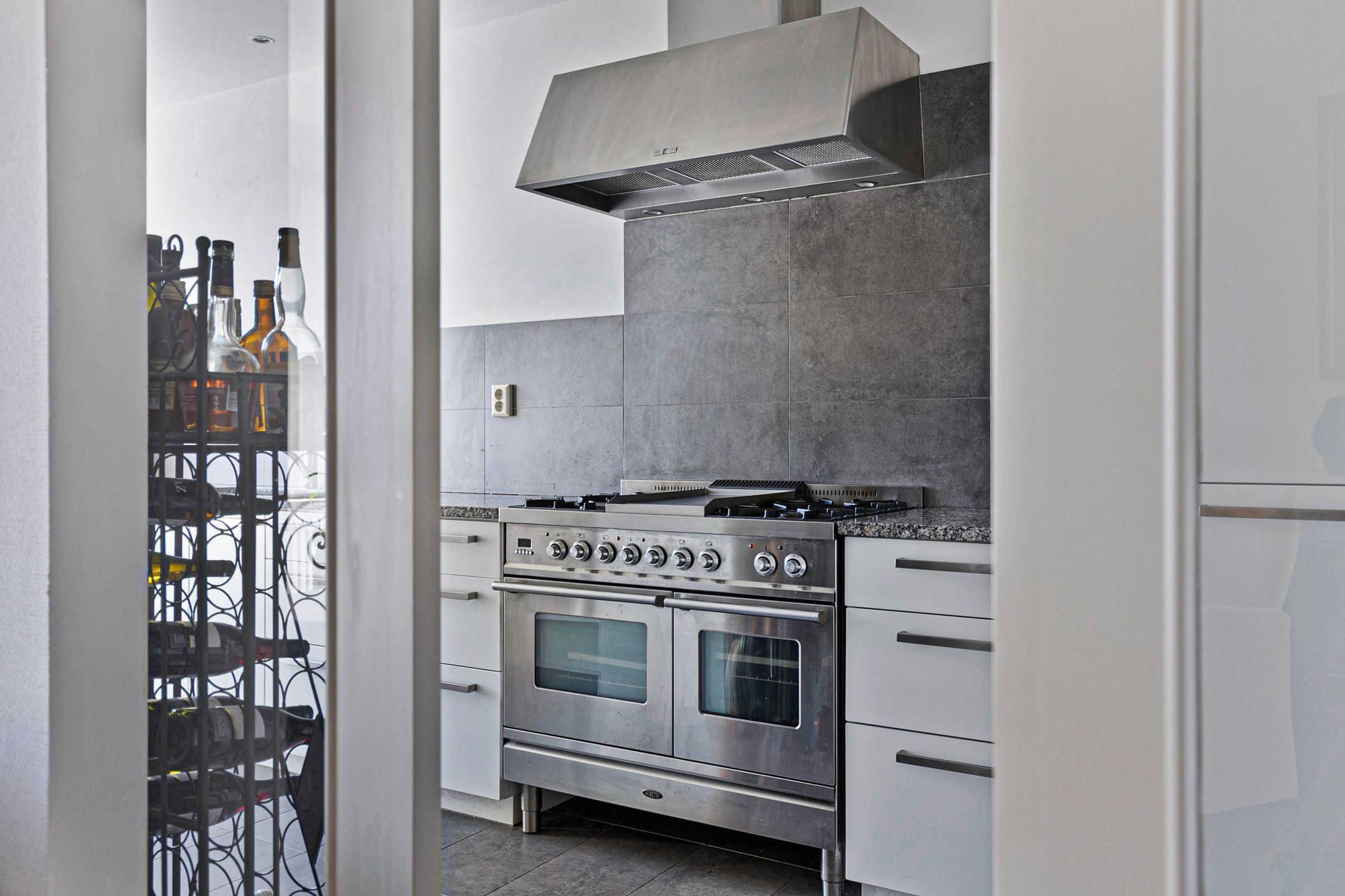 Foto 12 van Laan van Meerdervoort 423