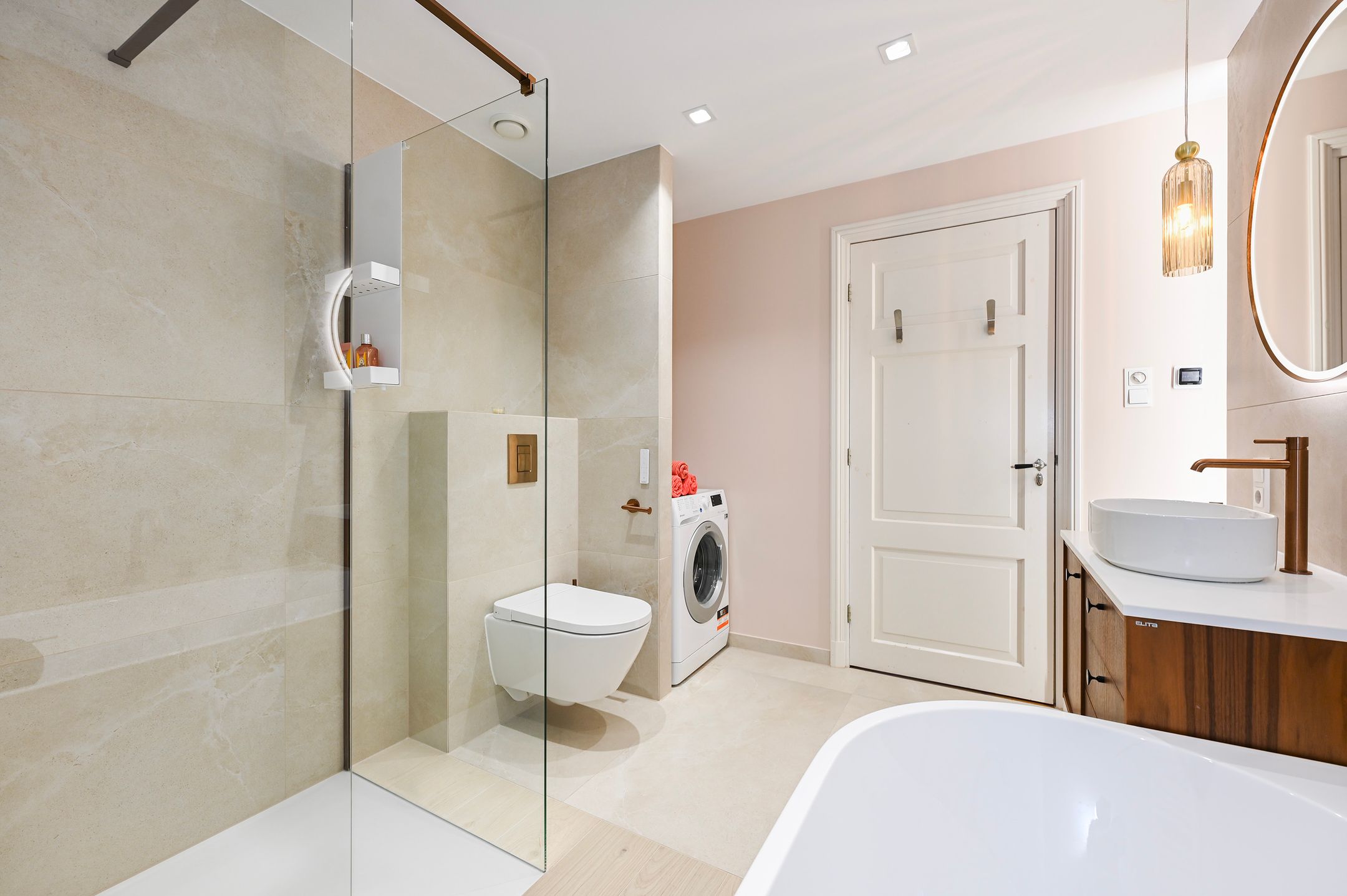 Foto 42 van Sumatrastraat 346