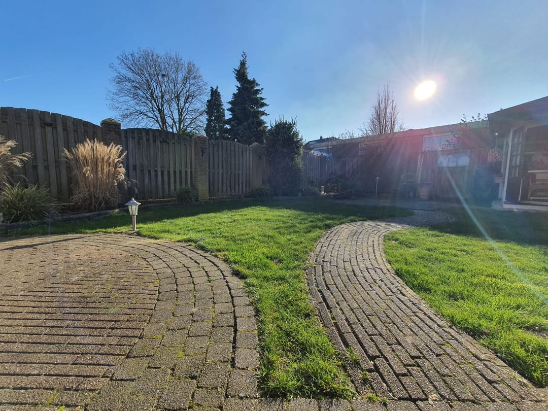 Photo 31 of Prins Bernhardstraat 25