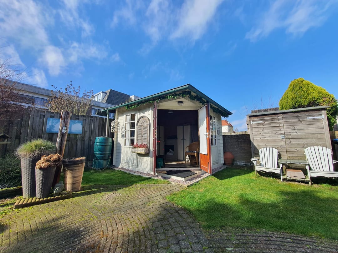 Photo 32 of Prins Bernhardstraat 25