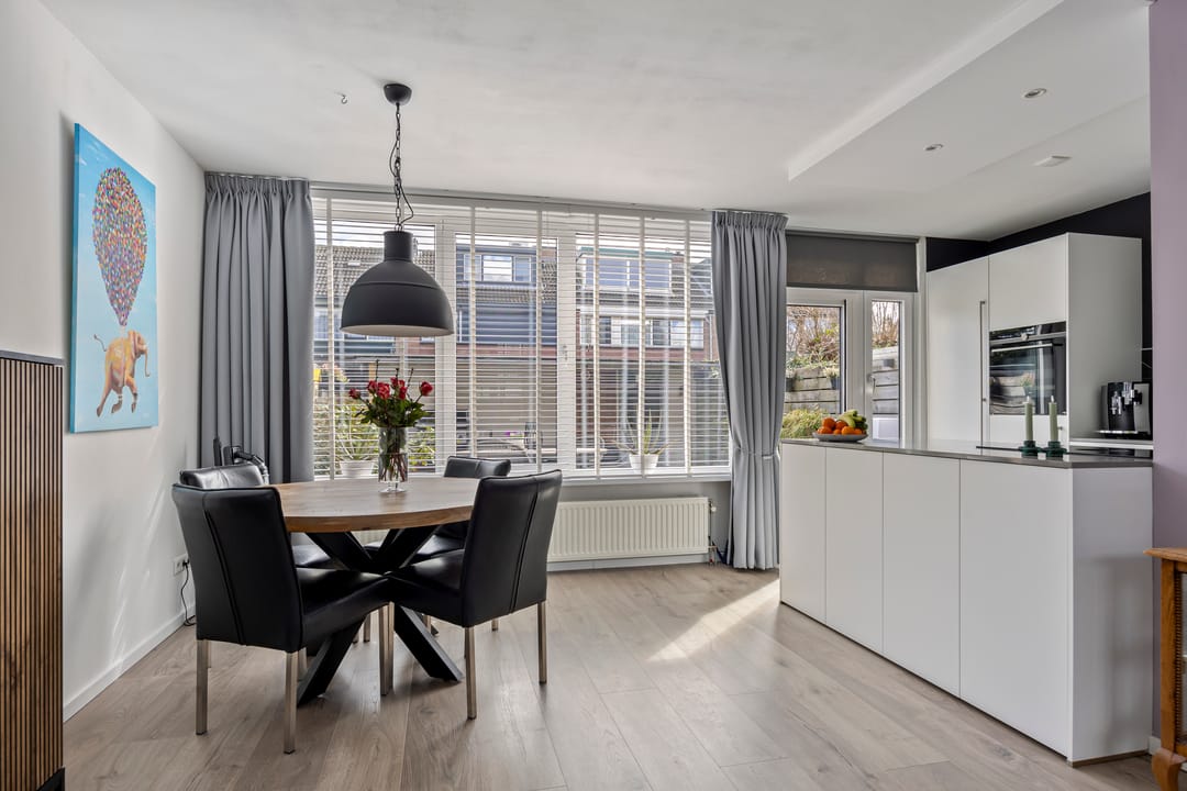 Foto 13 van Troelstrastraat 15