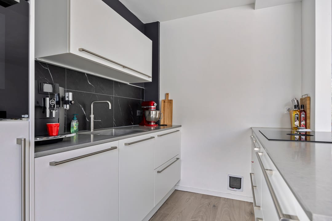 Foto 16 van Troelstrastraat 15