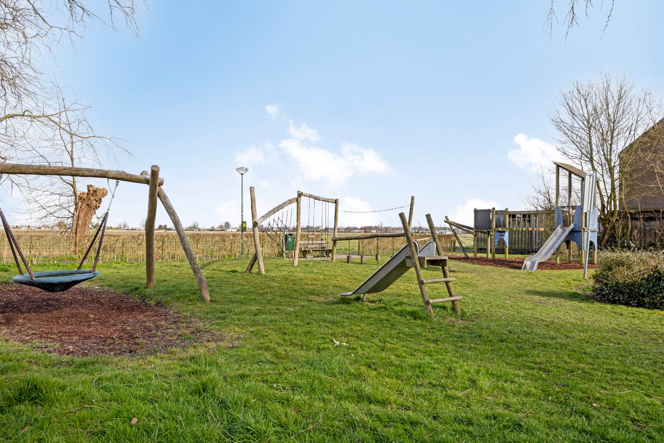 Foto 39 van Troelstrastraat 15