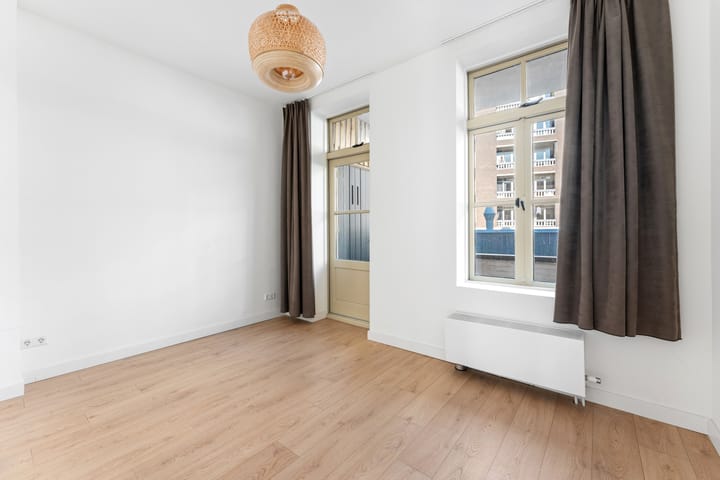 Foto 24 van Pannekoekstraat 48-B