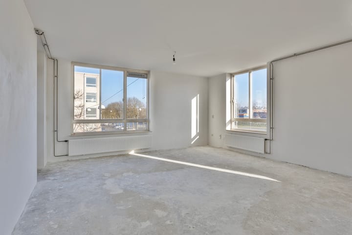 Foto 2 van Bernard Shawsingel 246