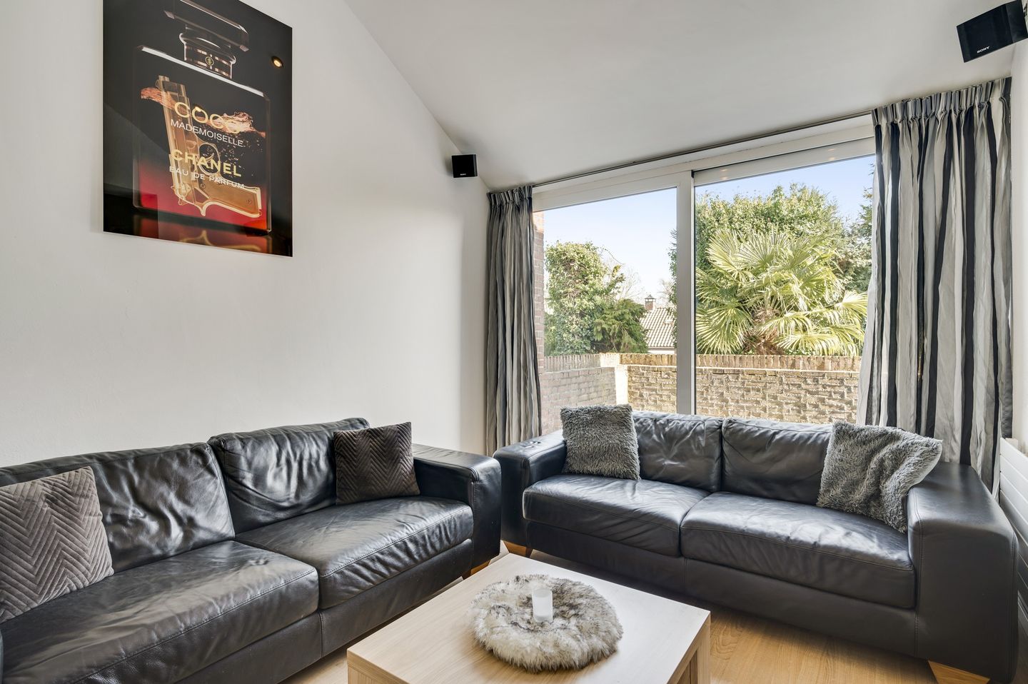 Foto 19 van Schepenbank 7