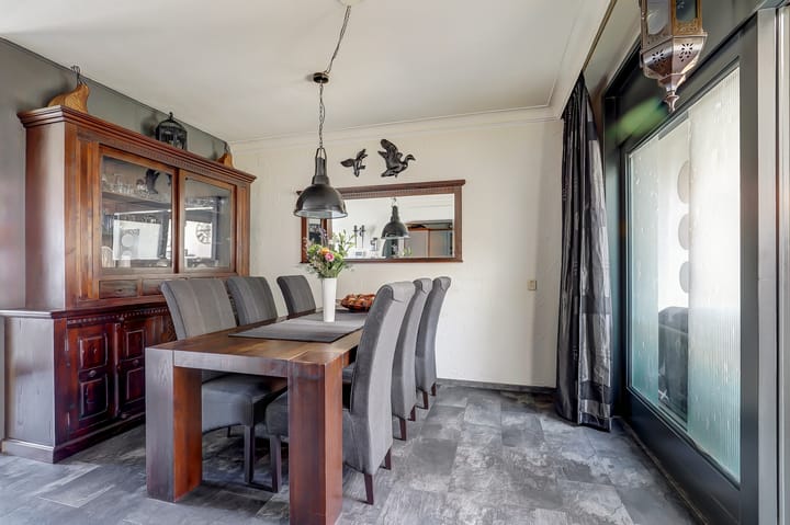 Photo 11 of Zwaluwstraat 13