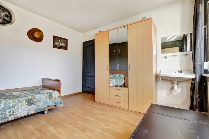 Photo 24 of Zwaluwstraat 13