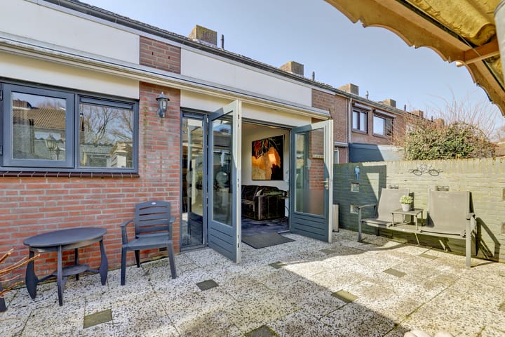 Photo 34 of Zwaluwstraat 13