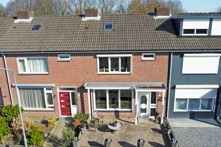 Photo 37 of Zwaluwstraat 13