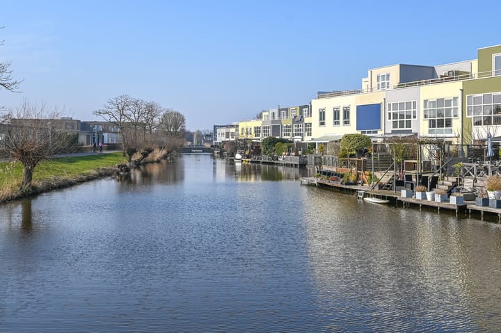 Foto 2 van Betsy Perkstraat 47