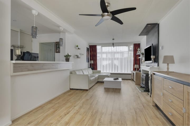 Foto 17 van Goudenregenstraat 7