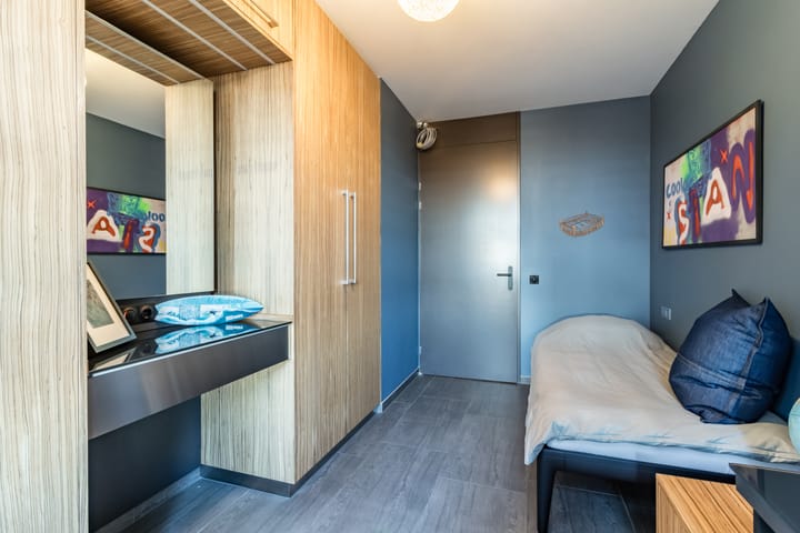 Foto 15 van Palissanderhout 58