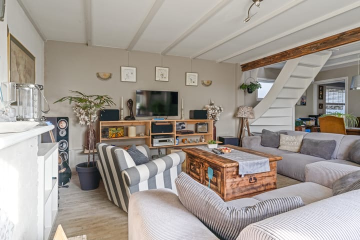 Foto 16 van Molenstraat 130