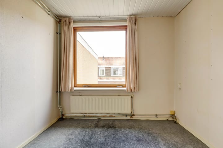 Photo 17 of Trompstraat 27