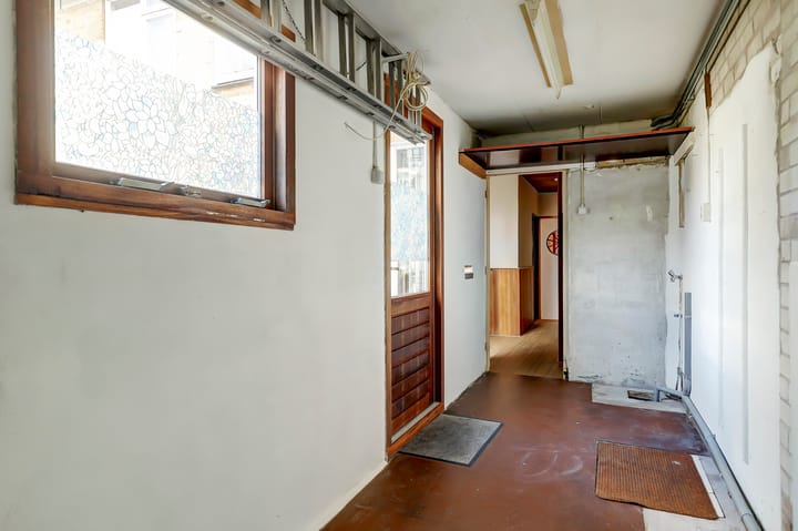 Photo 8 of Trompstraat 27