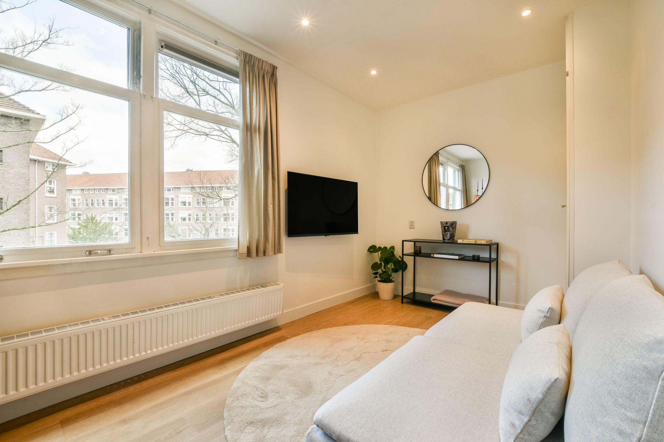 Photo 6 of Aalsmeerweg 83-2