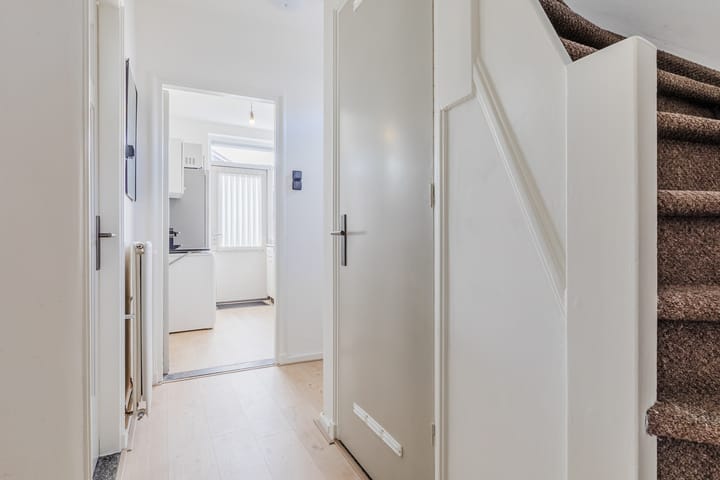 Foto 11 van Outshoornstraat 18