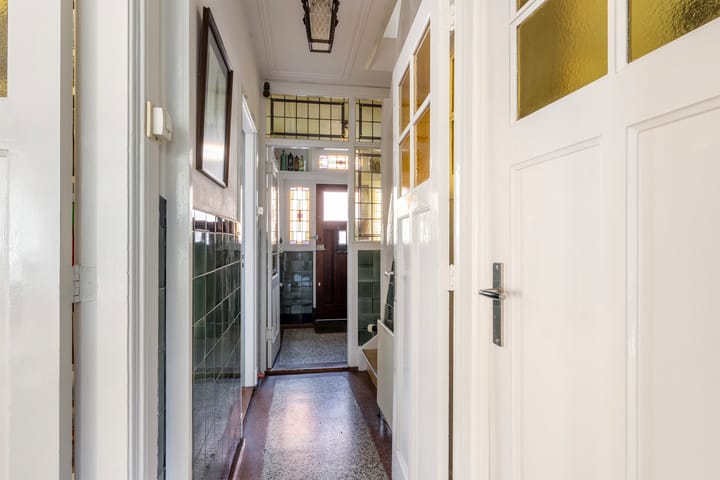 Foto 10 van Graaf Florisstraat 81