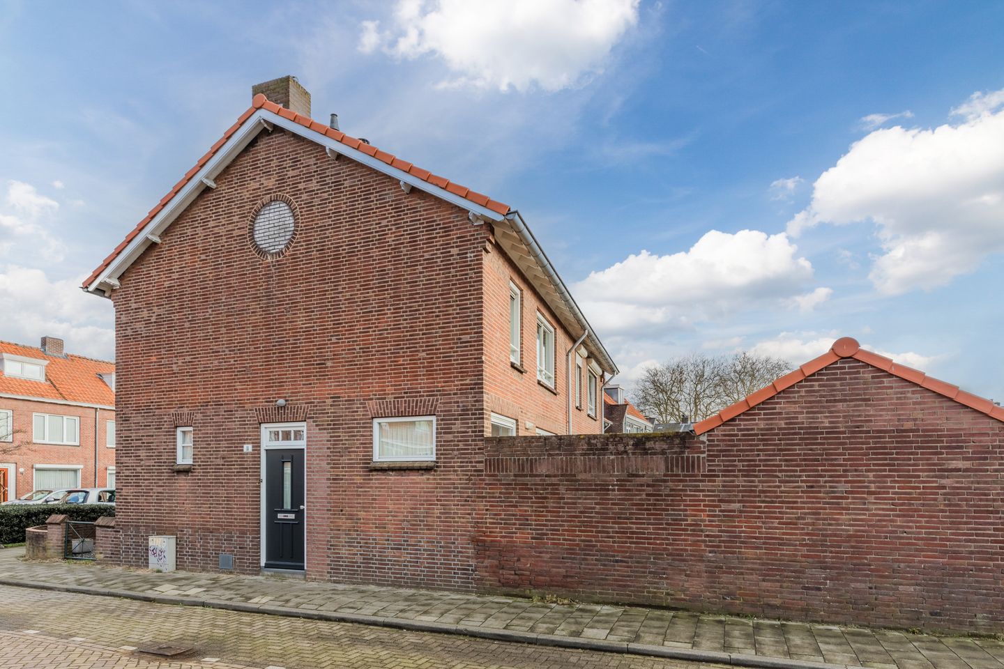 Foto 29 van Outshoornstraat 18