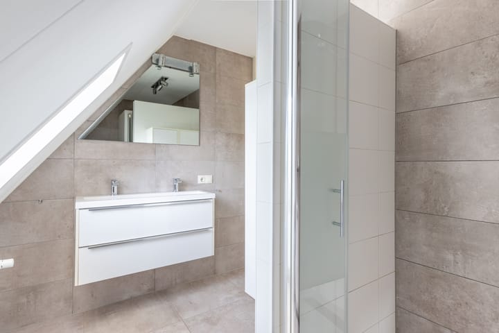 Foto 38 van Amazonestraat 56