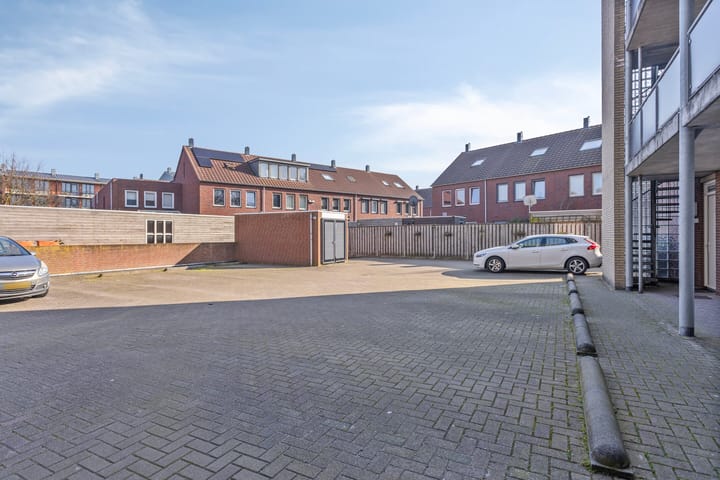 Foto 19 van Ringbaan-Noord 156-19