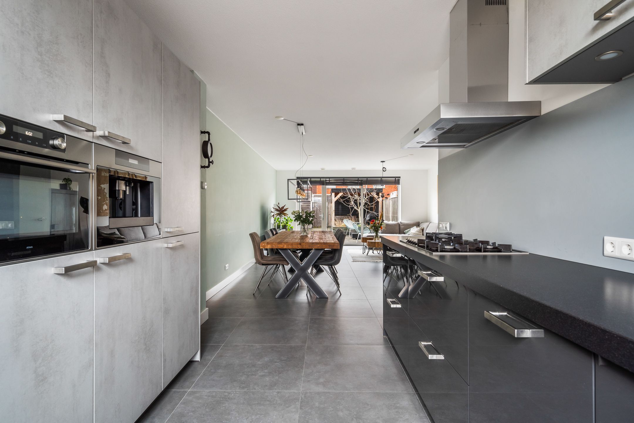 Foto 12 van Van Oranje-Nassaulaan 67