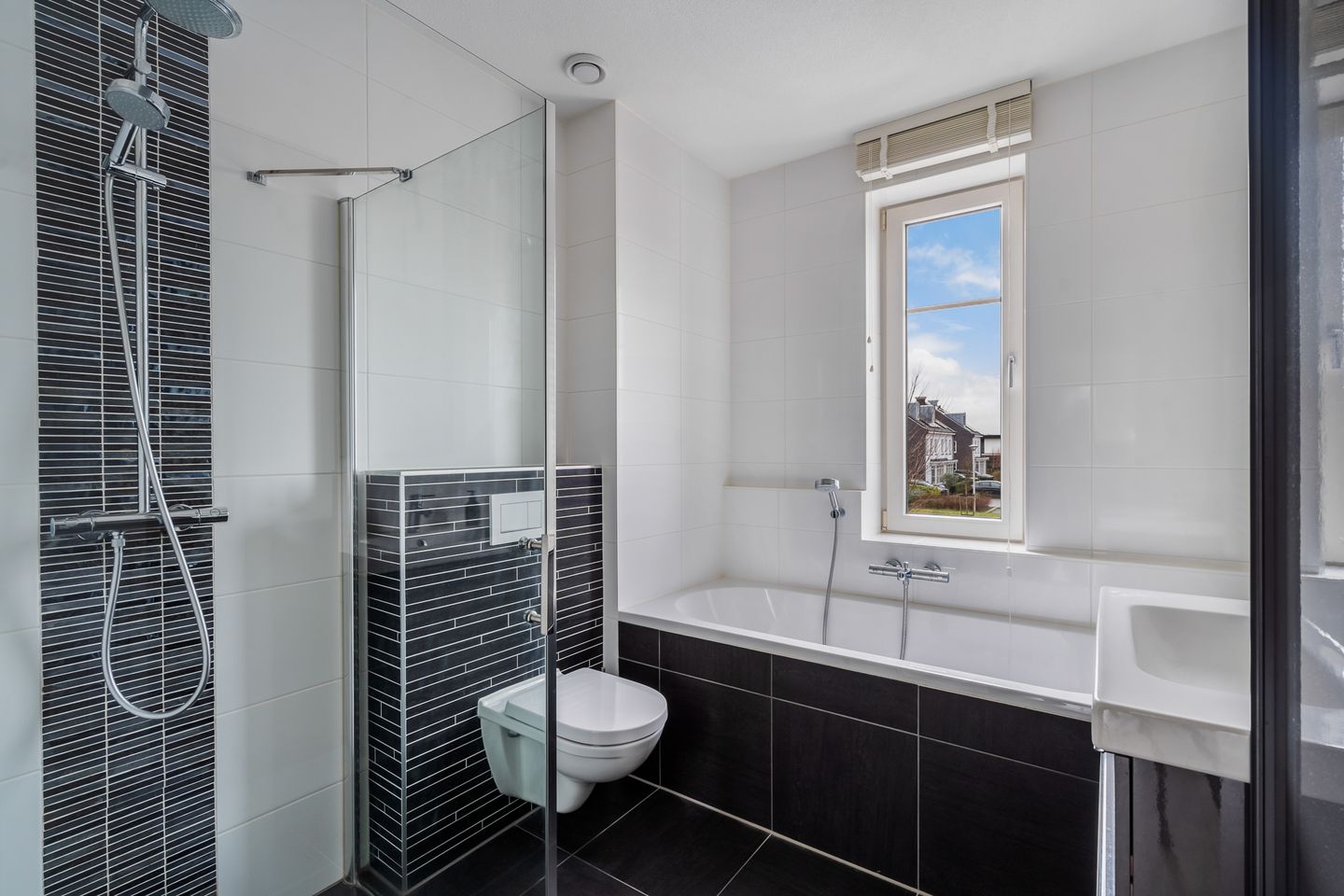 Foto 20 van Van Oranje-Nassaulaan 67