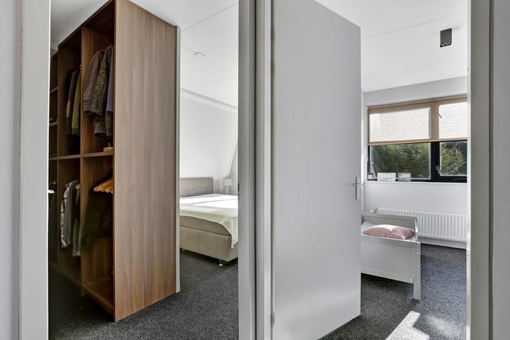 Foto 25 van Pinksterbloem erf 16