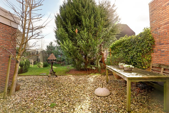 Foto 43 van Pinksterbloem erf 16