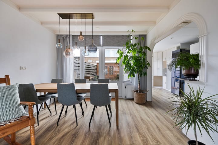 Foto 17 van van Reedestraat 13