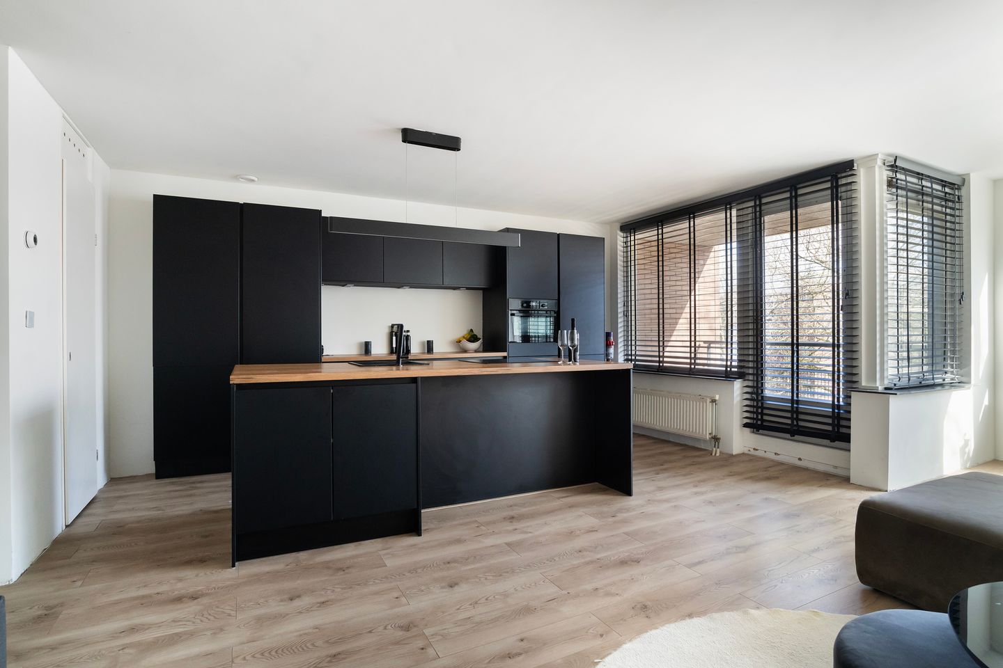 Foto 1 van Rose-Spoorstraat 27