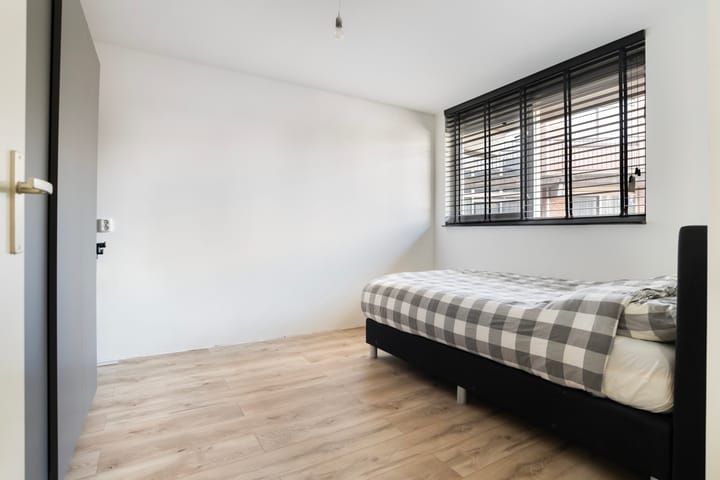 Foto 10 van Rose-Spoorstraat 27