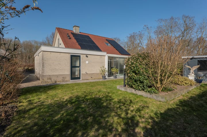 Foto 37 van Rhodonietdreef 46