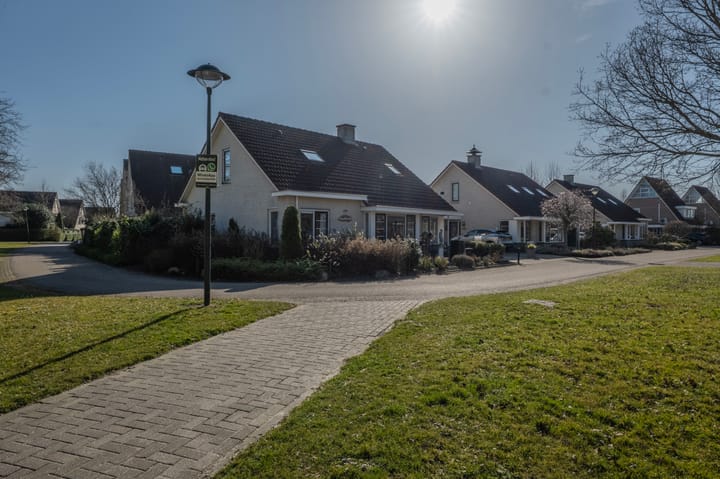 Foto 51 van Rhodonietdreef 46