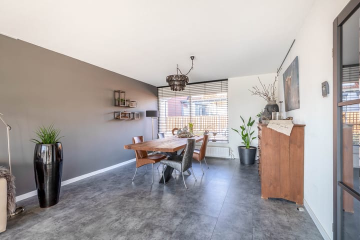 Foto 12 van Volkerakstraat 11