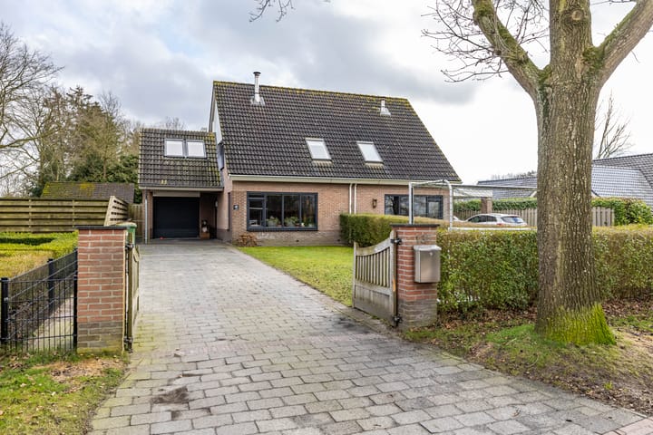 Foto 1 van Dorpsweg 13-B