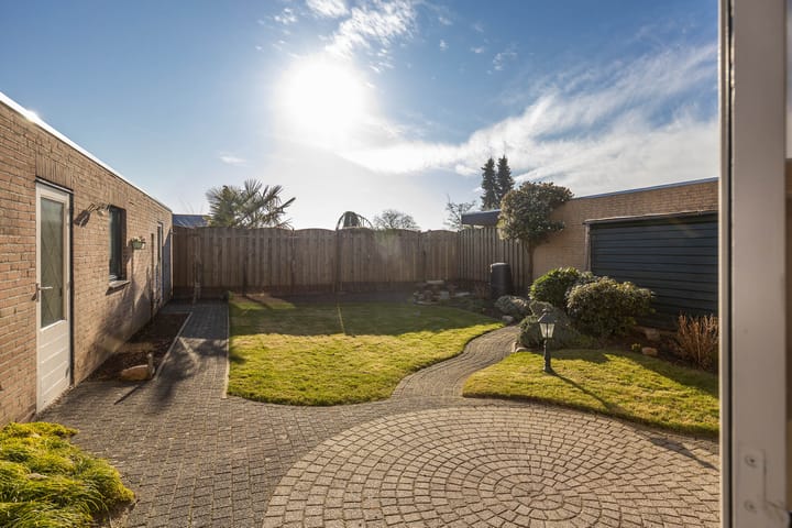 Foto 2 van Mergelakker 30