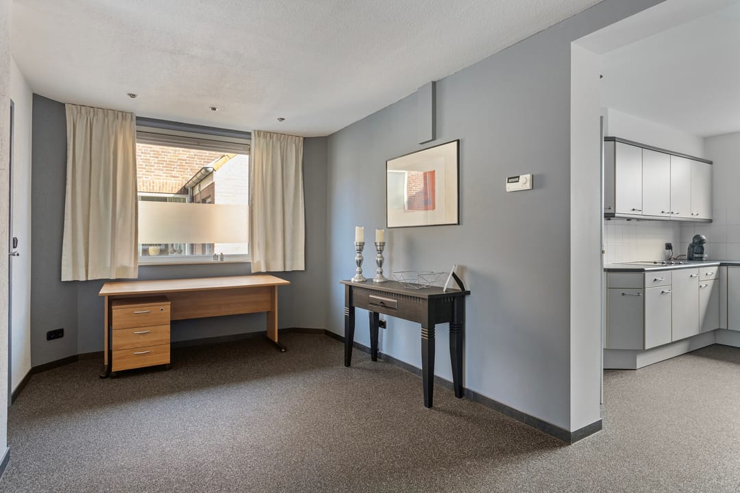 Foto 8 van van der Renneweg 16