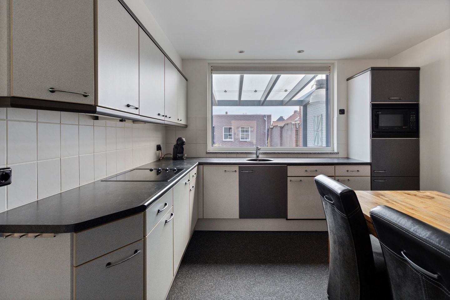 Foto 10 van van der Renneweg 16