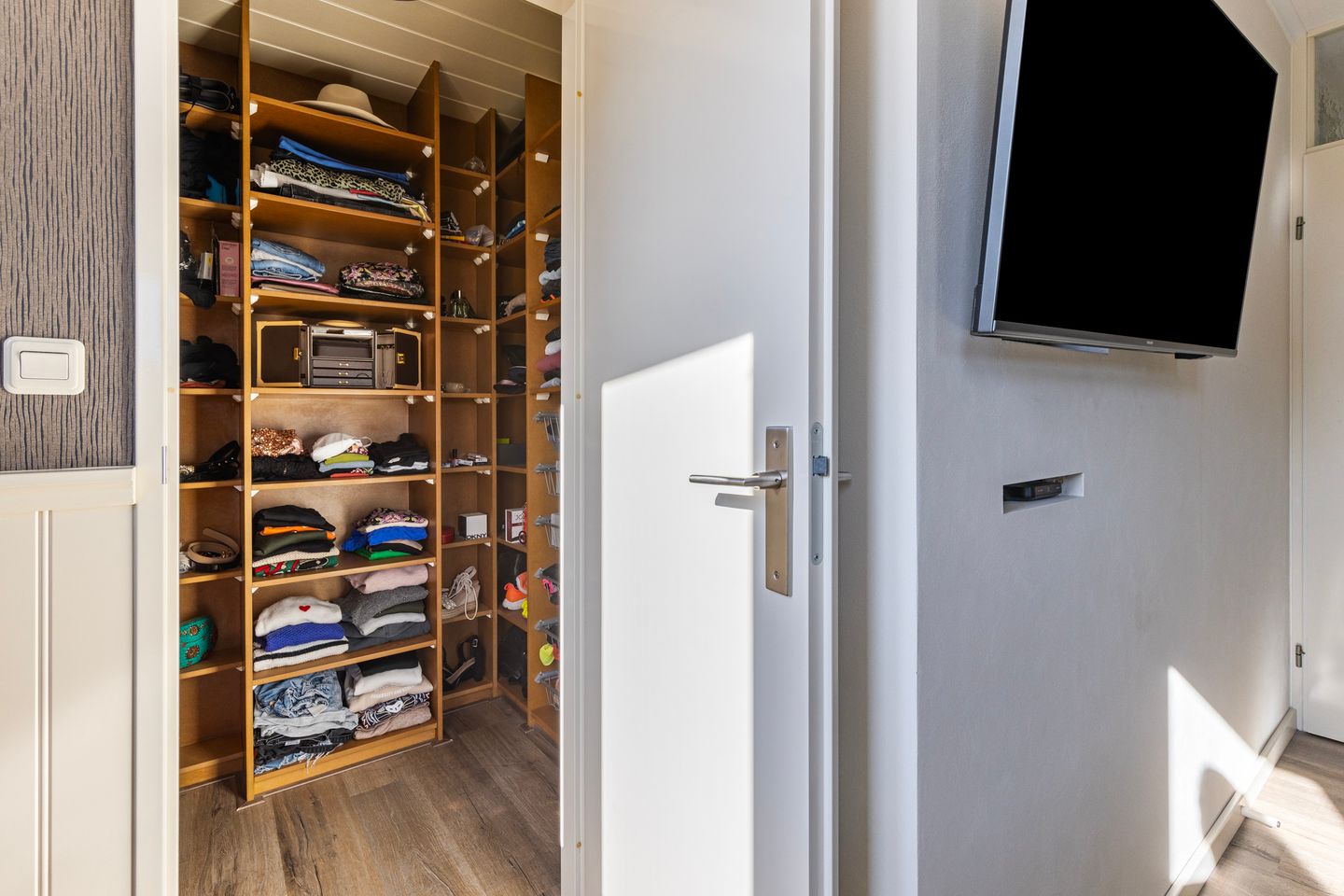 Foto 25 van Lisven 47