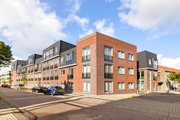 Photo 1 of Grootscheepmakersstraat 1-A25