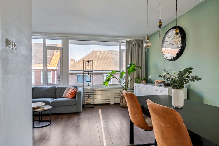 Foto 2 van Rozemarijnstraat 33