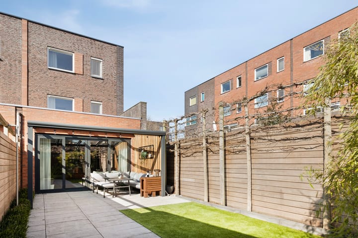 Foto 24 van J.H. van den Broekstraat 4