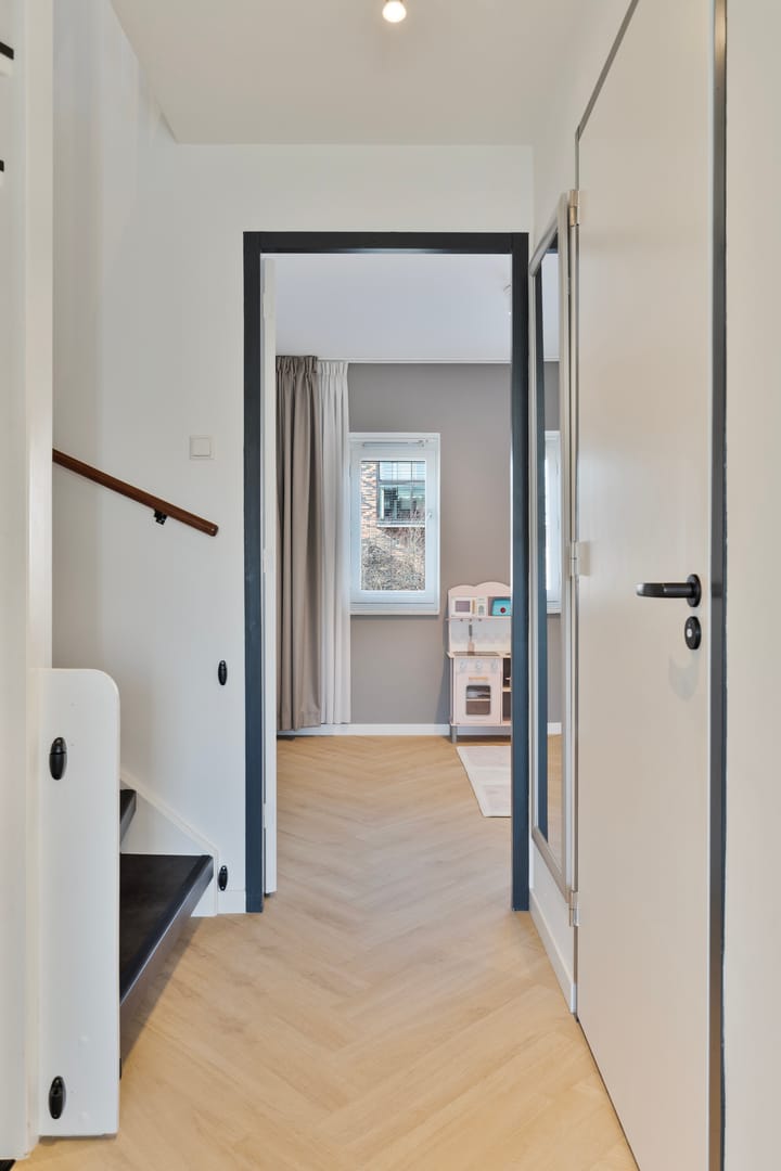 Foto 28 van J.H. van den Broekstraat 4