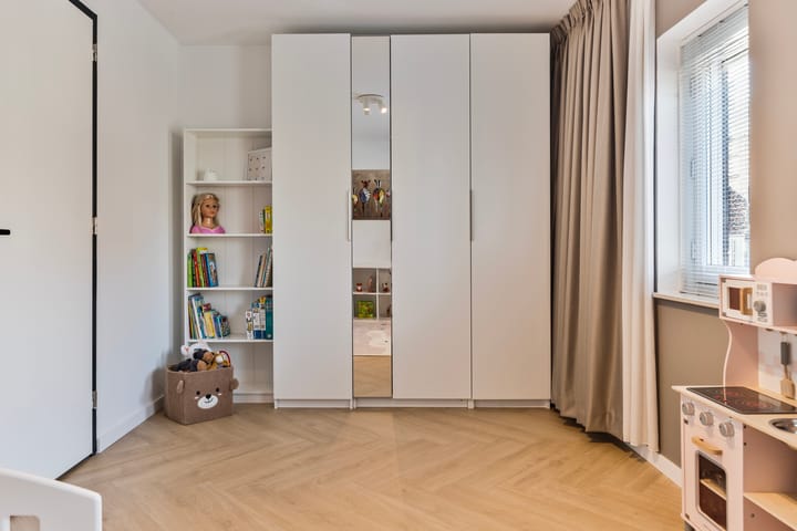 Foto 32 van J.H. van den Broekstraat 4